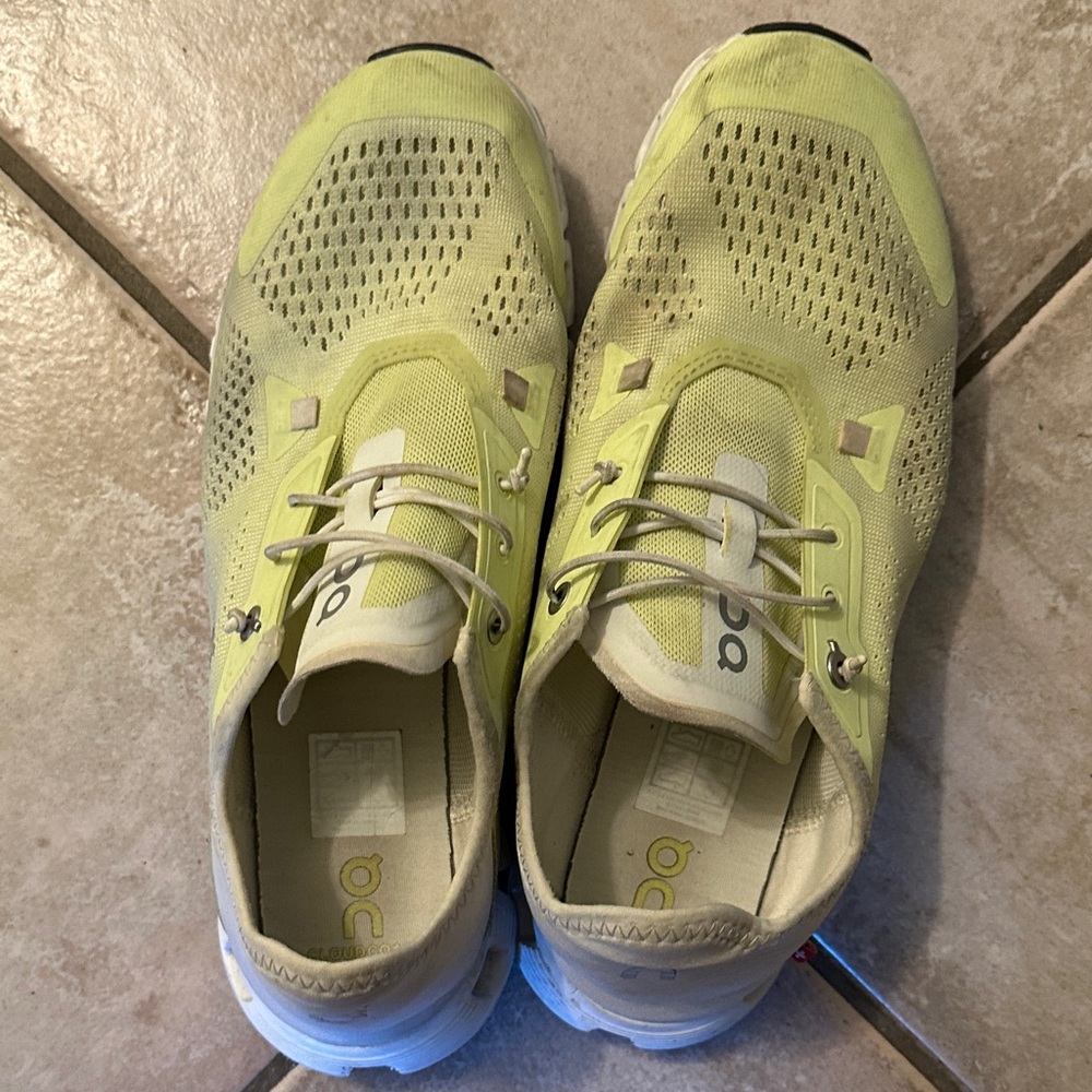 ON CLOUD 5 COAST SNEAKERS
